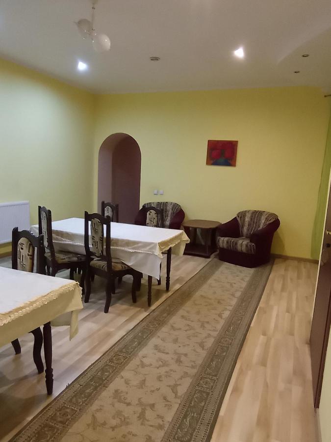 Hotel Панський Двір Neslukhov Zewnętrze zdjęcie