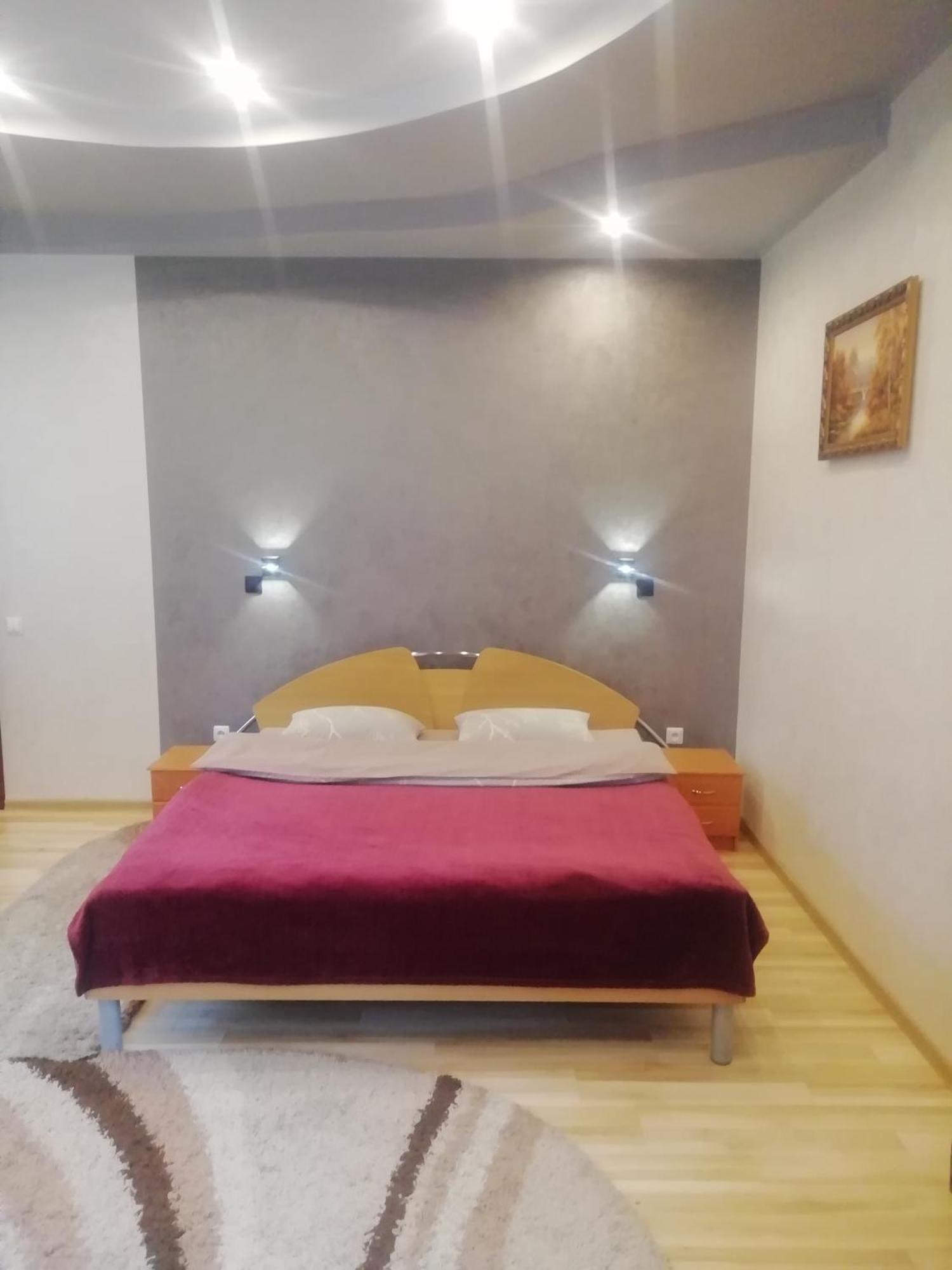 Hotel Панський Двір Neslukhov Zewnętrze zdjęcie