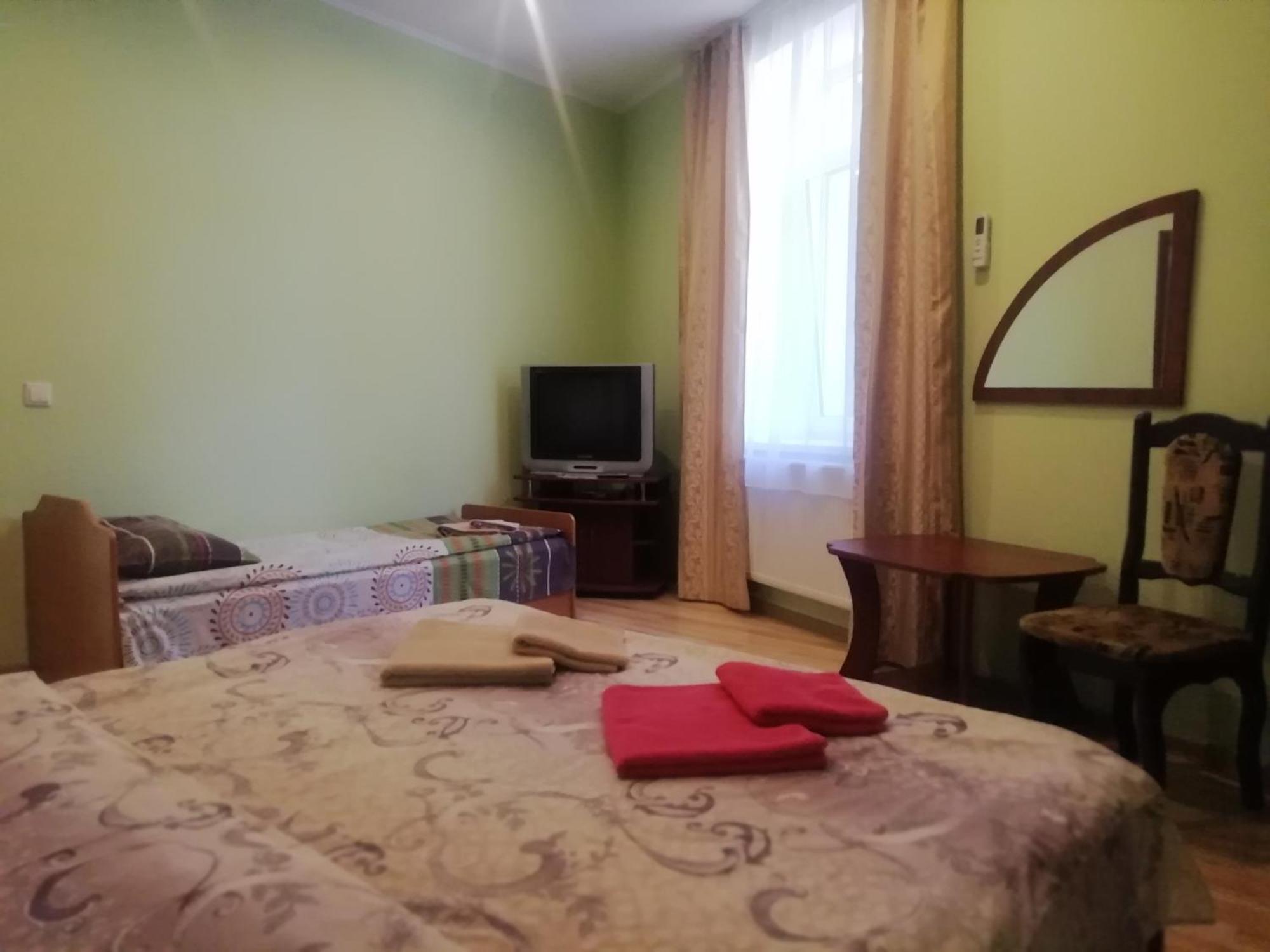 Hotel Панський Двір Neslukhov Zewnętrze zdjęcie