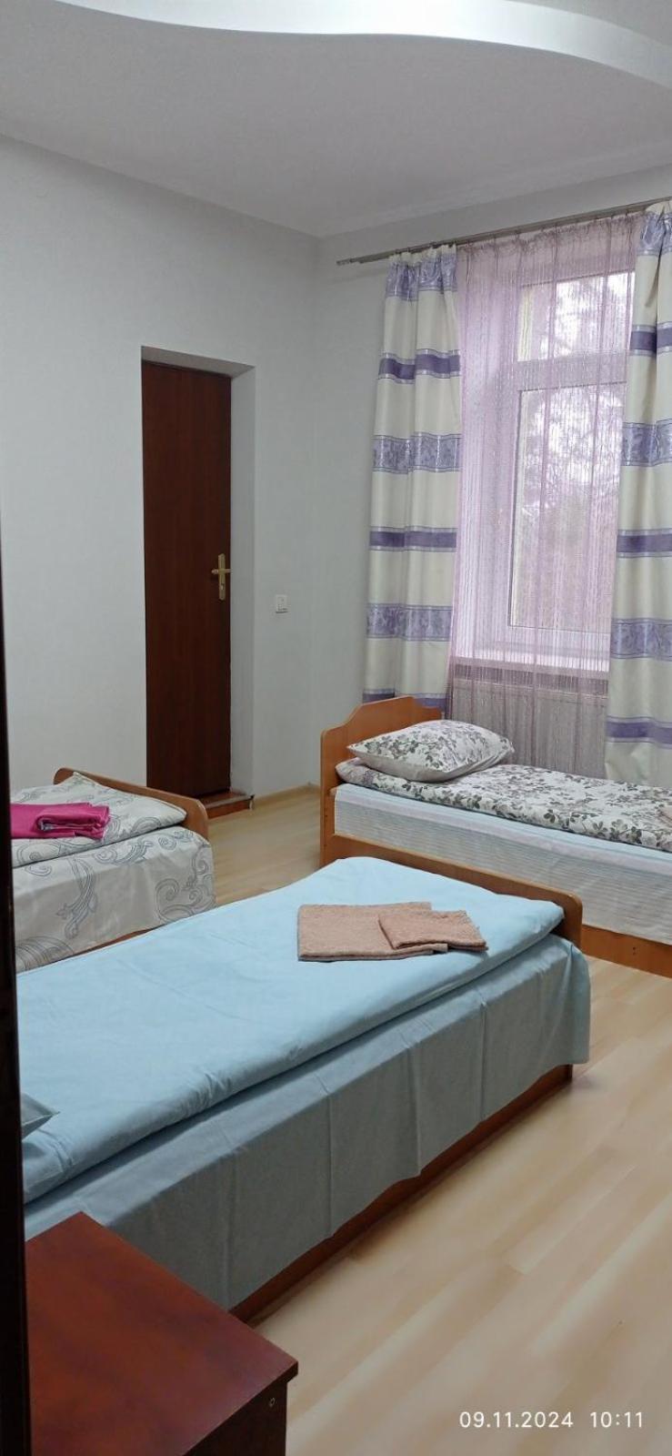 Hotel Панський Двір Neslukhov Zewnętrze zdjęcie